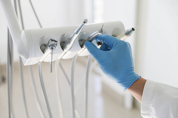 Professional Emergency Dentist technician working in Windsor, CA